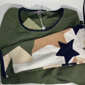 Super Cute Fall NWT XL STAR Sweater! Metric brand